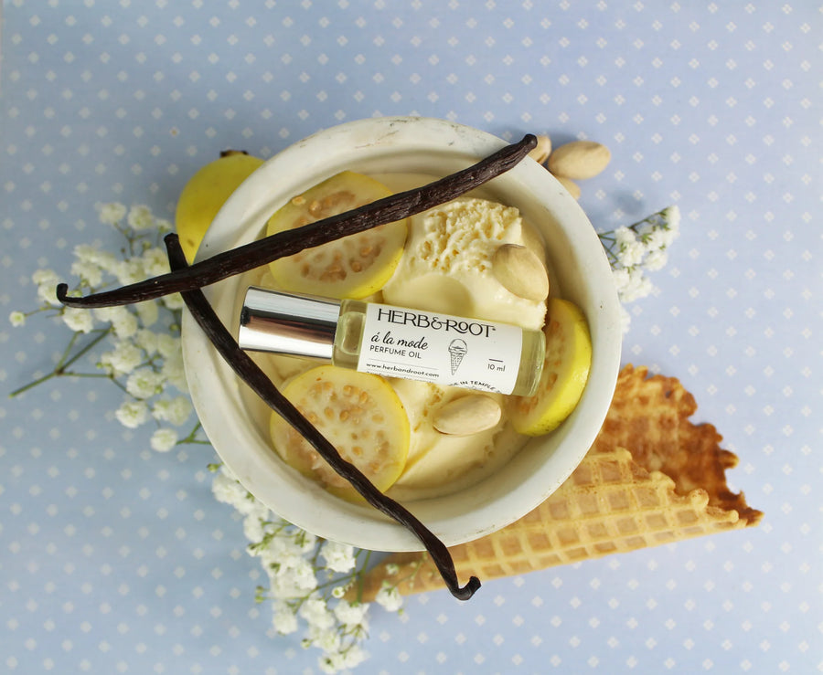 A La Mode Perfume Oil- Pistachio, Sea Salt, Vanilla