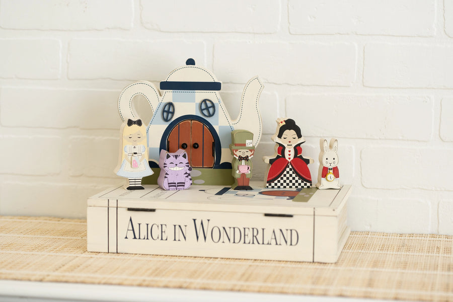 Alice in Wonderland Wood Storybook Set