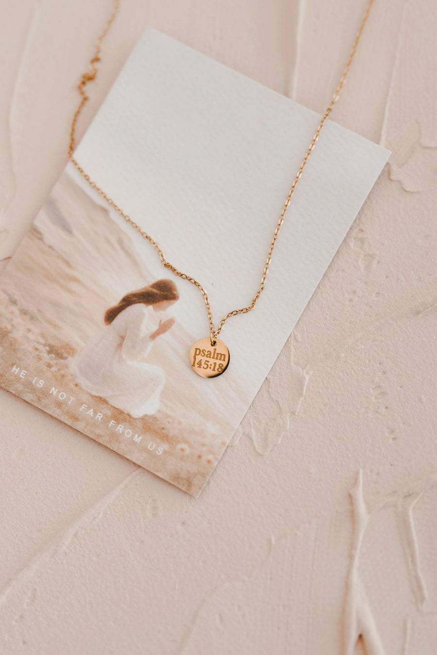 Near Disc Necklace