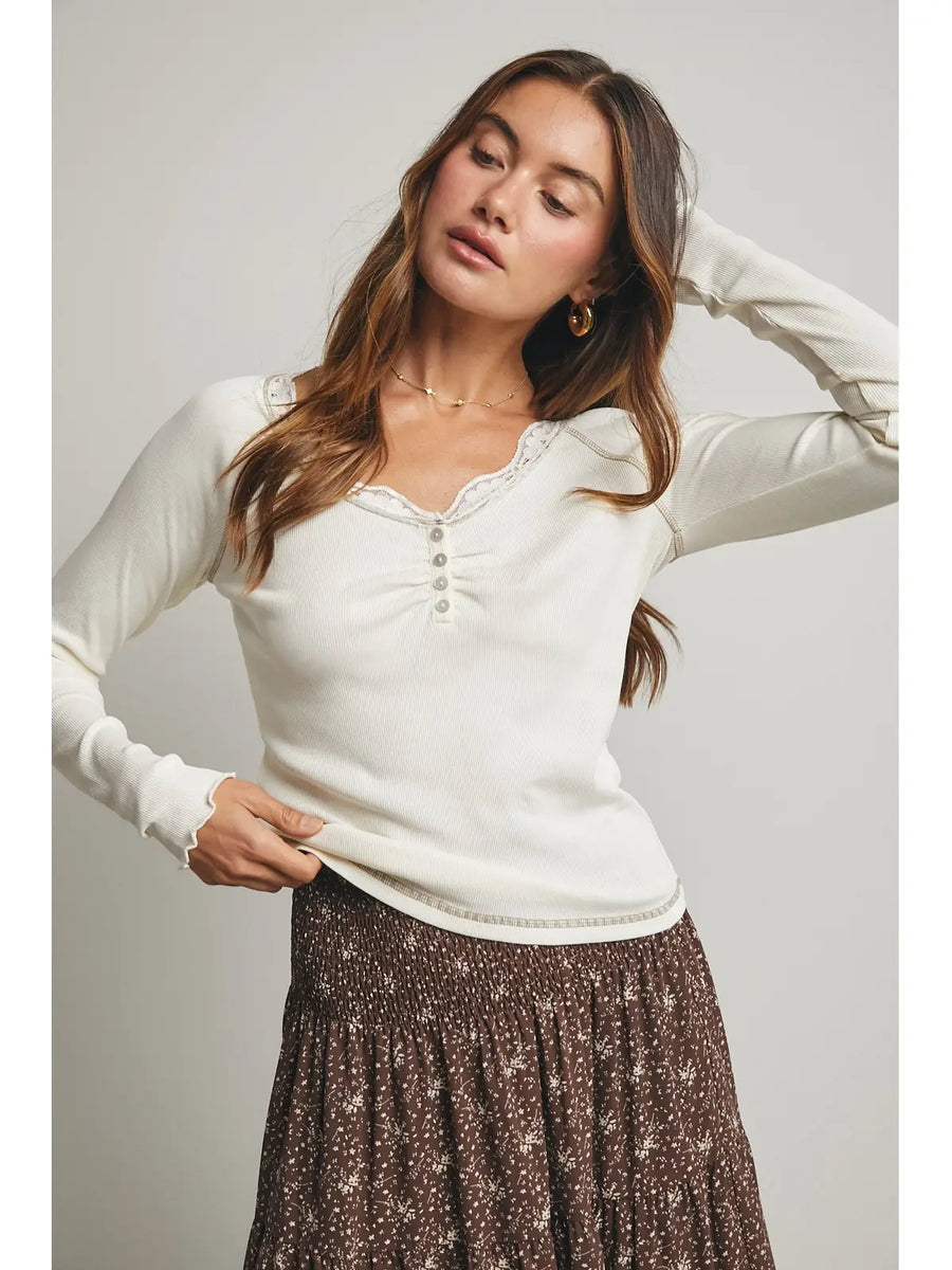 Ribbed Knit Top W/ Scallop Lace Trim